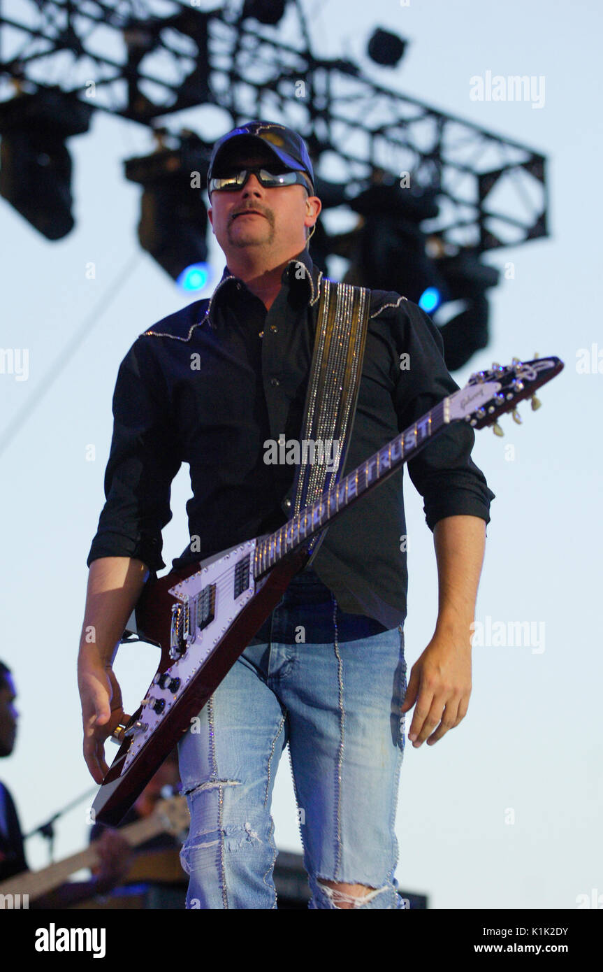 Musician John Rich Big Rich performing 2008 Stagecoach Country Music ...