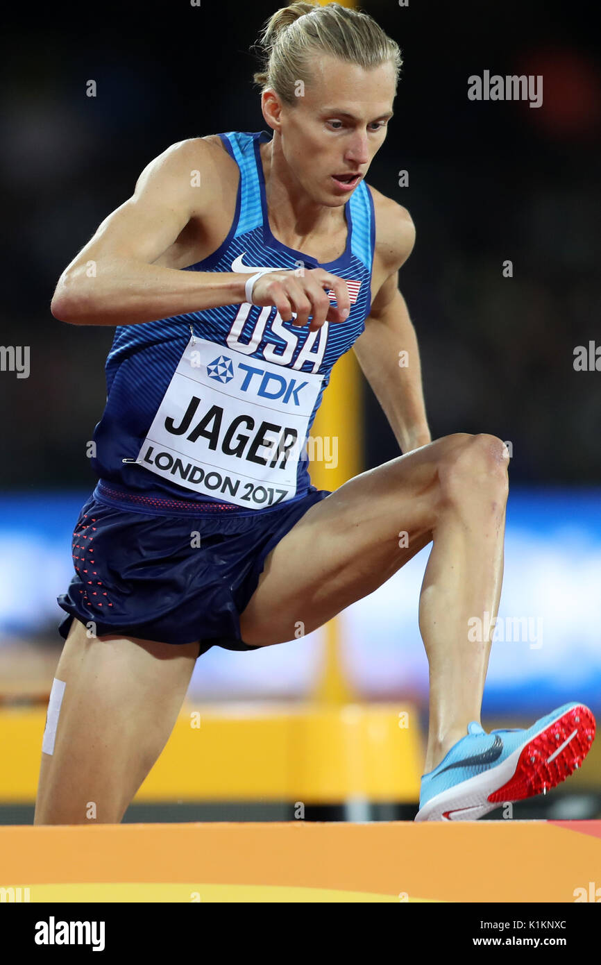 Evan JAGER (United States of America) competing in the Men's 3000m