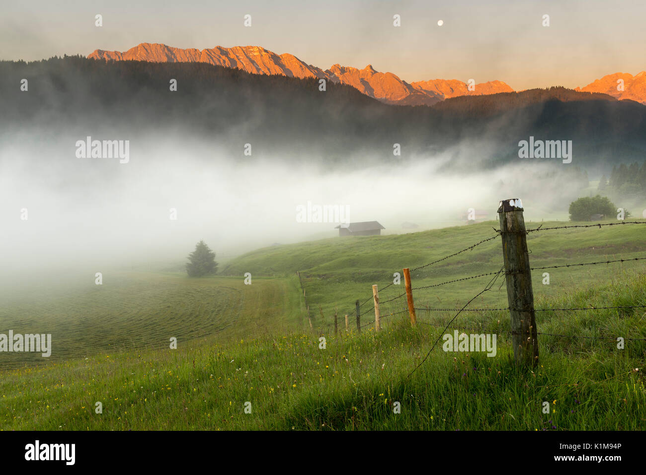 Small mountain refuge in hi res stock photography and images Alamy Small mountain refuge in hi res stock photography and images Alamy