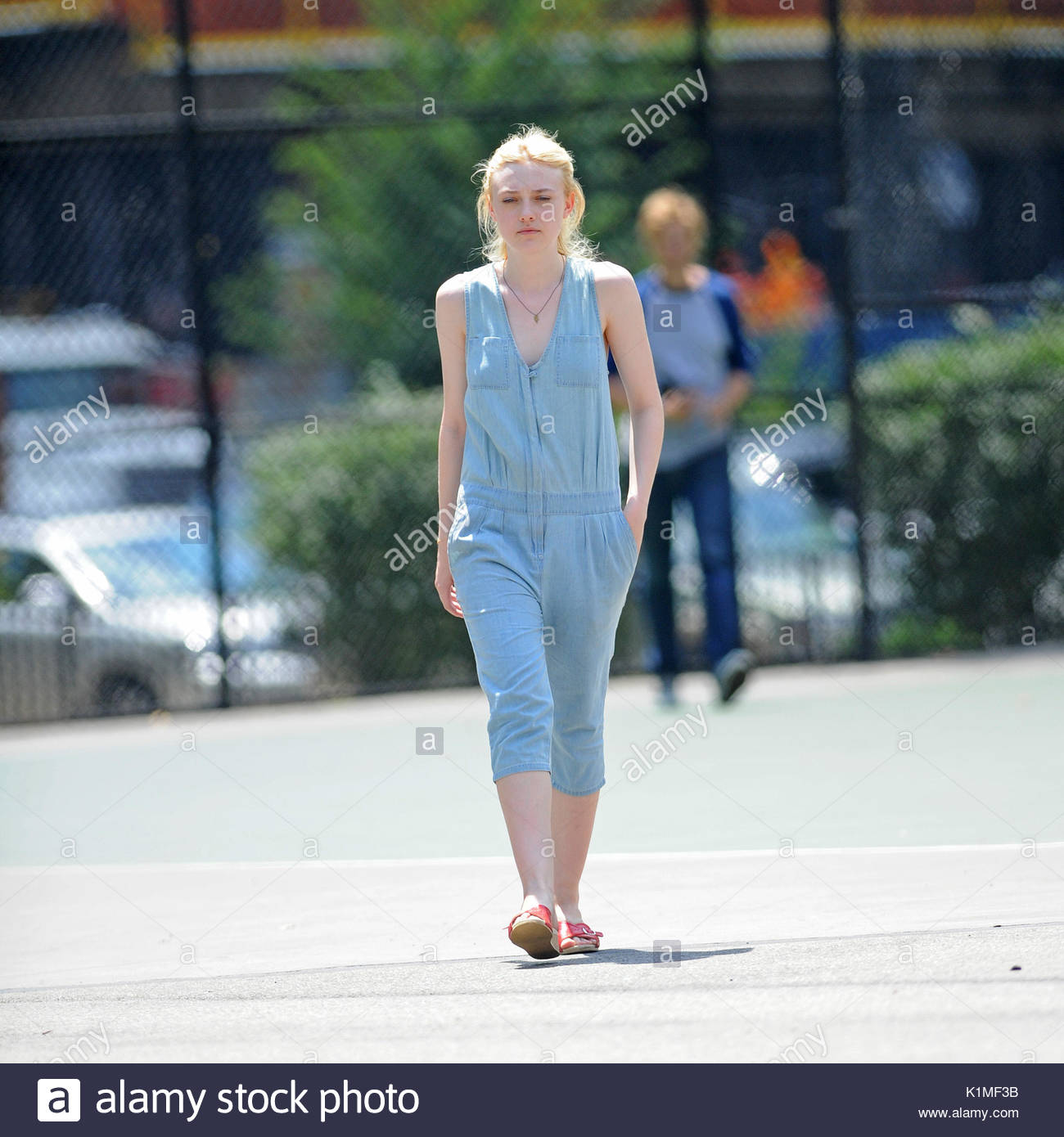 dakota fanning strip Dakota fanning strip