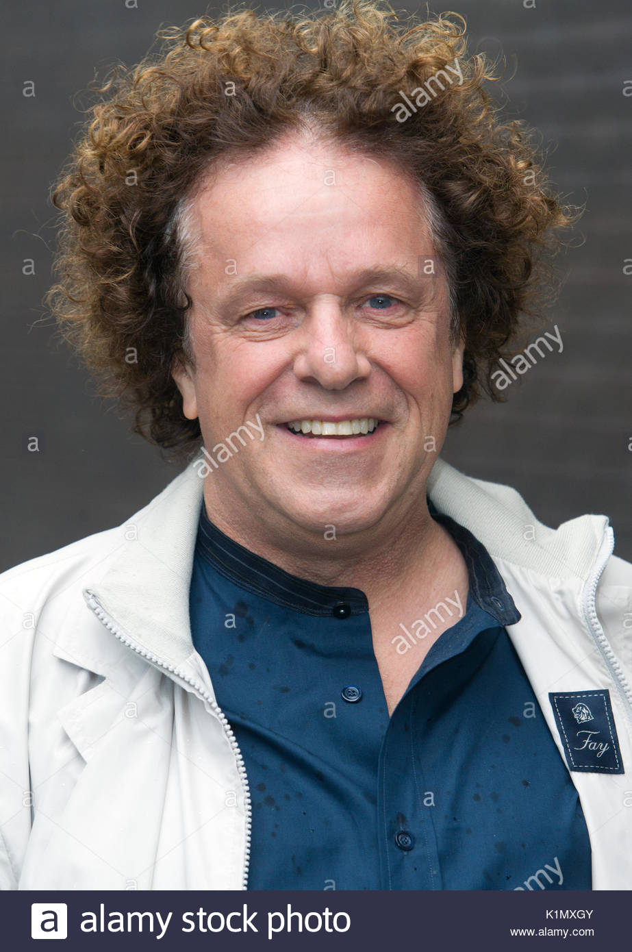 Leo Sayer. Singer Leo Sayer is pictured leaving the ITV studios Stock