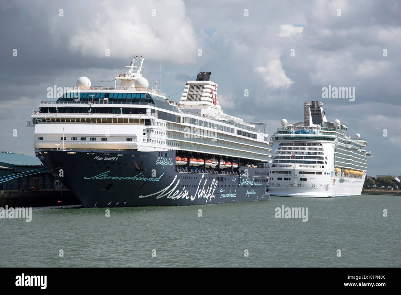 Bow Of Navigator Of The Seas Stock Photo Alamy