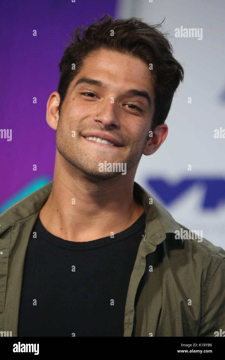 Tyler posey 2017 hi-res stock photography and images - Alamy