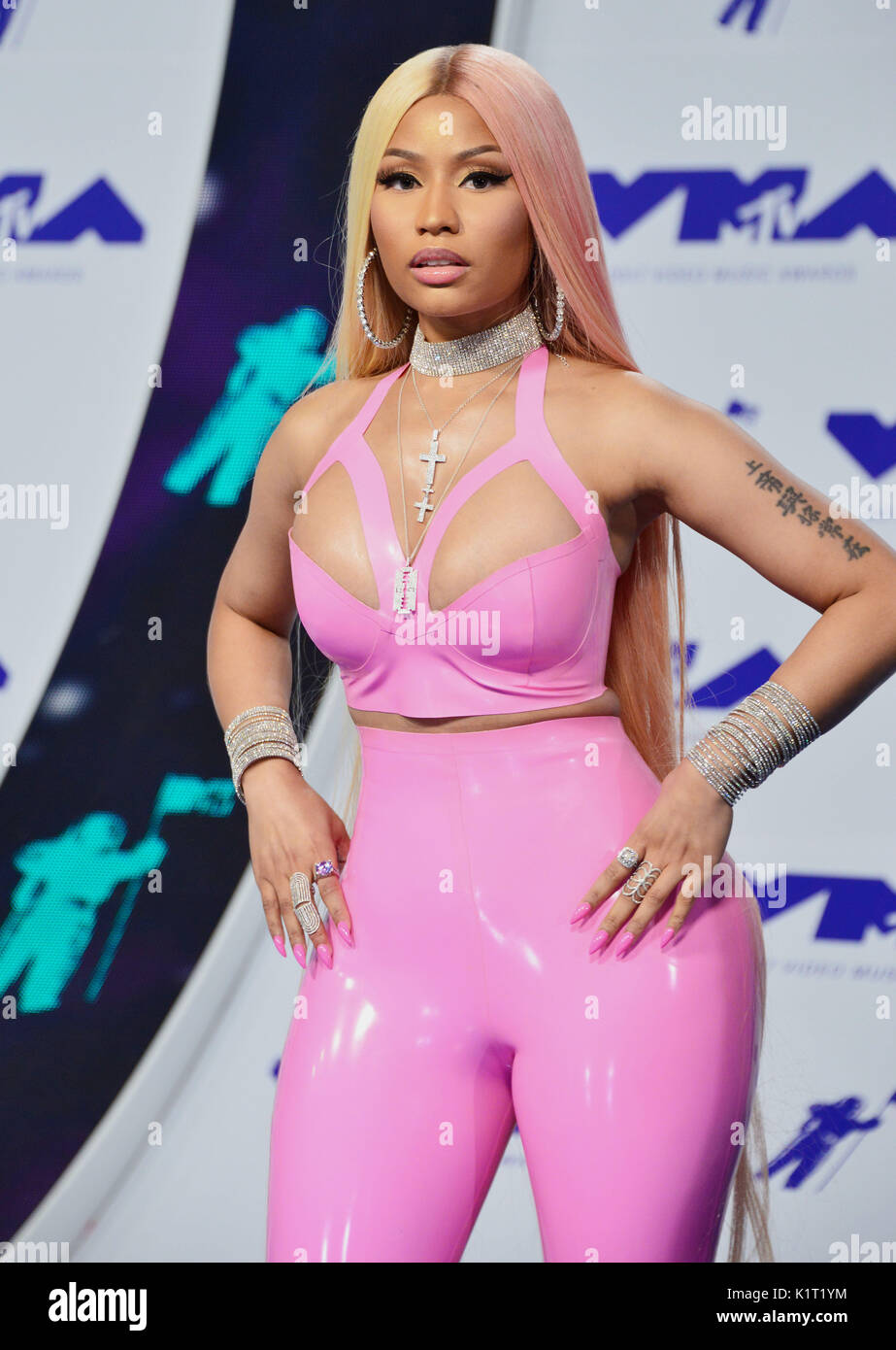 a - Nicki Minaj 047 arriving at the MTV VMA 2017 ( Music Awards ) at the Great Western Forum in Los Angeles. August 27, 2017. Stock Photo
