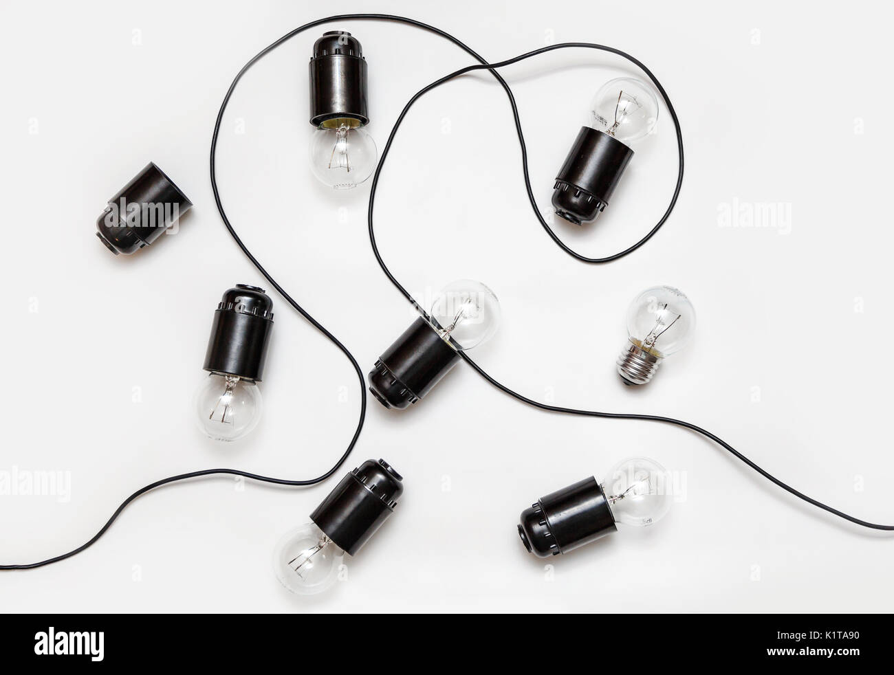 How to make a retro garland of incandescent bulbs with your own hands