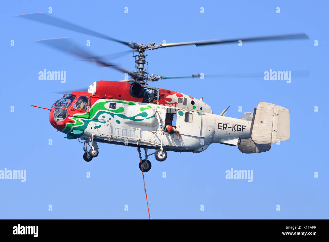 Sikorsky s 32 hires stock photography and images Alamy
