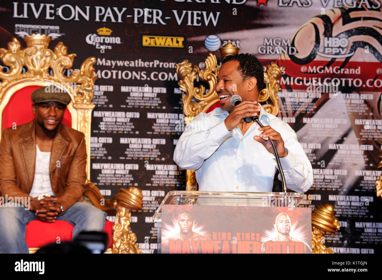 (L-R) Boxers Floyd Mayweather Shane Mosley attend press conference Grauman's Chinese Theatre Hollywood March 1,2012. Mayweather Cotto will meet WBA Super Welterweight World Championship fight May 5 MGM Grand Las Vegas. Stock Photo