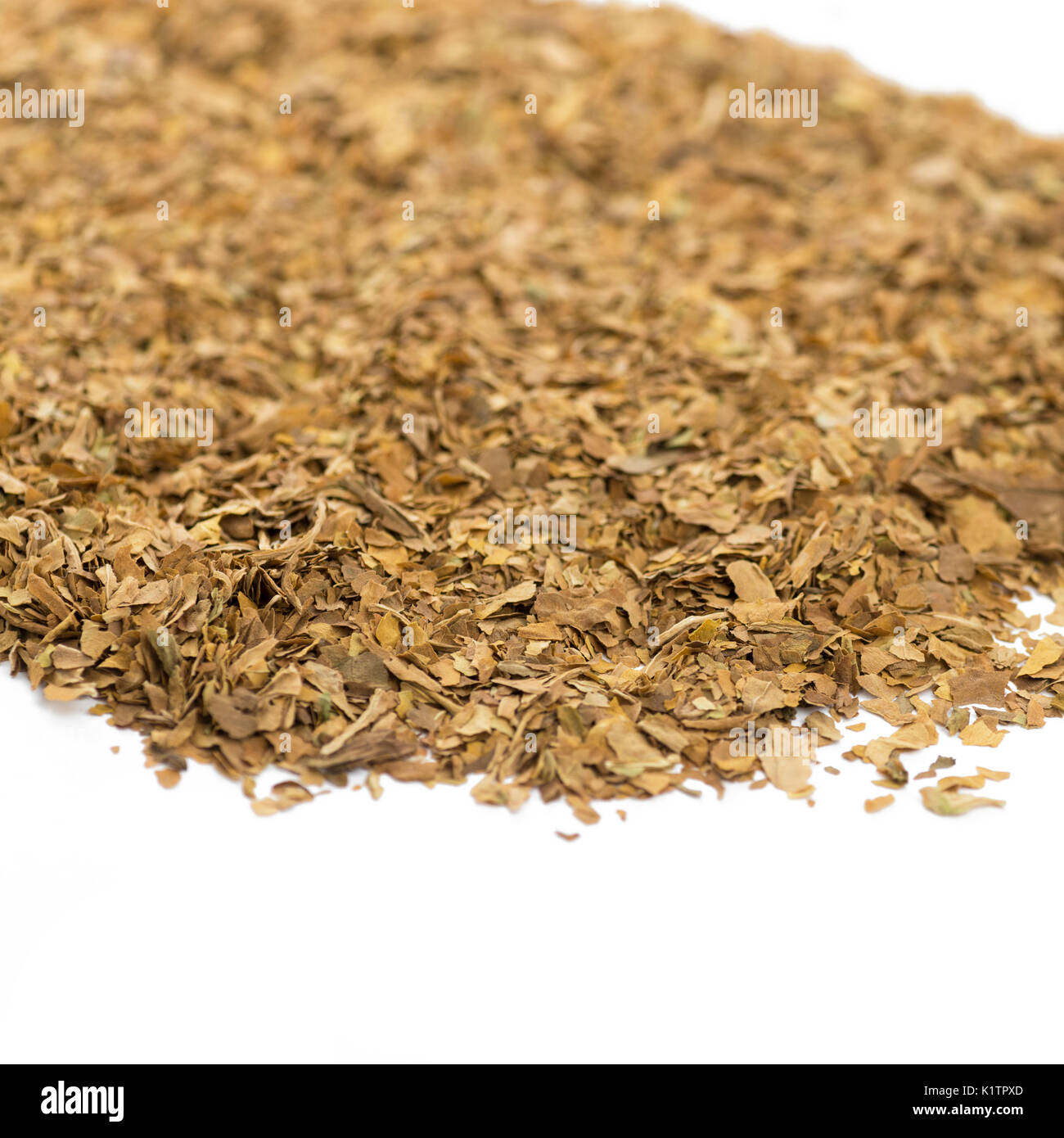 tobacco leaf powder Pile of tobacco hi-res stock photography and images