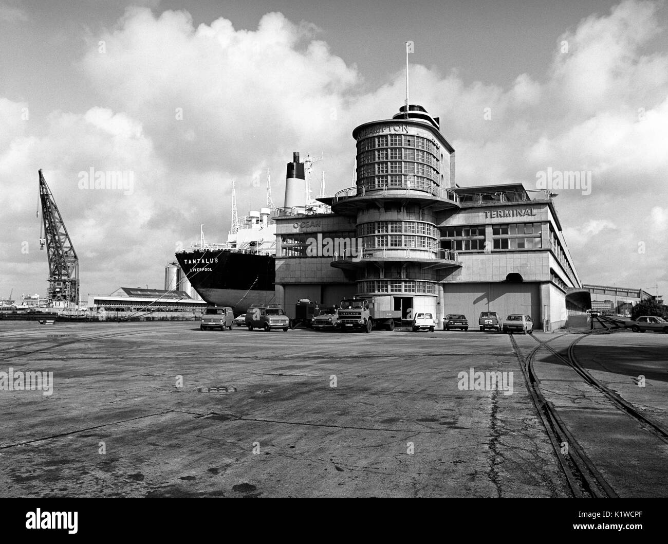 Southampton docks Art Deco Ocean Terminal, Southampton, opened in 1950 and demolished in 1983 - photograph taken as workmen arrived to start the demolition April 1983 Stock Photo