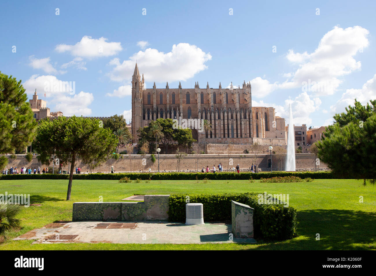 Palma Cathedral of Santa Maria, Palma de Mallorca resort city capital of the Spanish island of Mallorca (Majorca), in the western Mediterranean Stock Photo