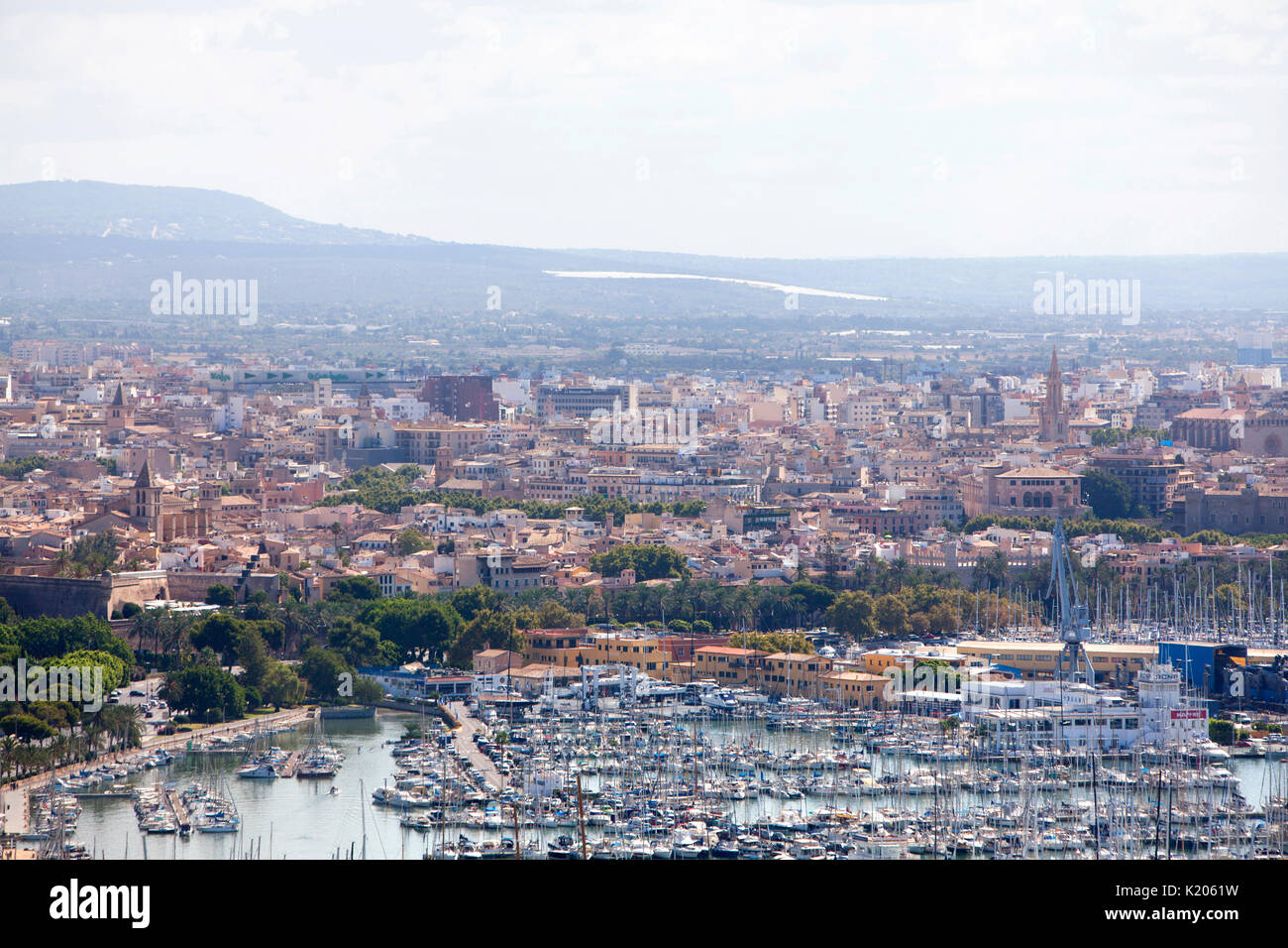 Palma Cathedral of Santa Maria, Palma de Mallorca resort city capital of the Spanish island of Mallorca (Majorca), in the western Mediterranean Stock Photo