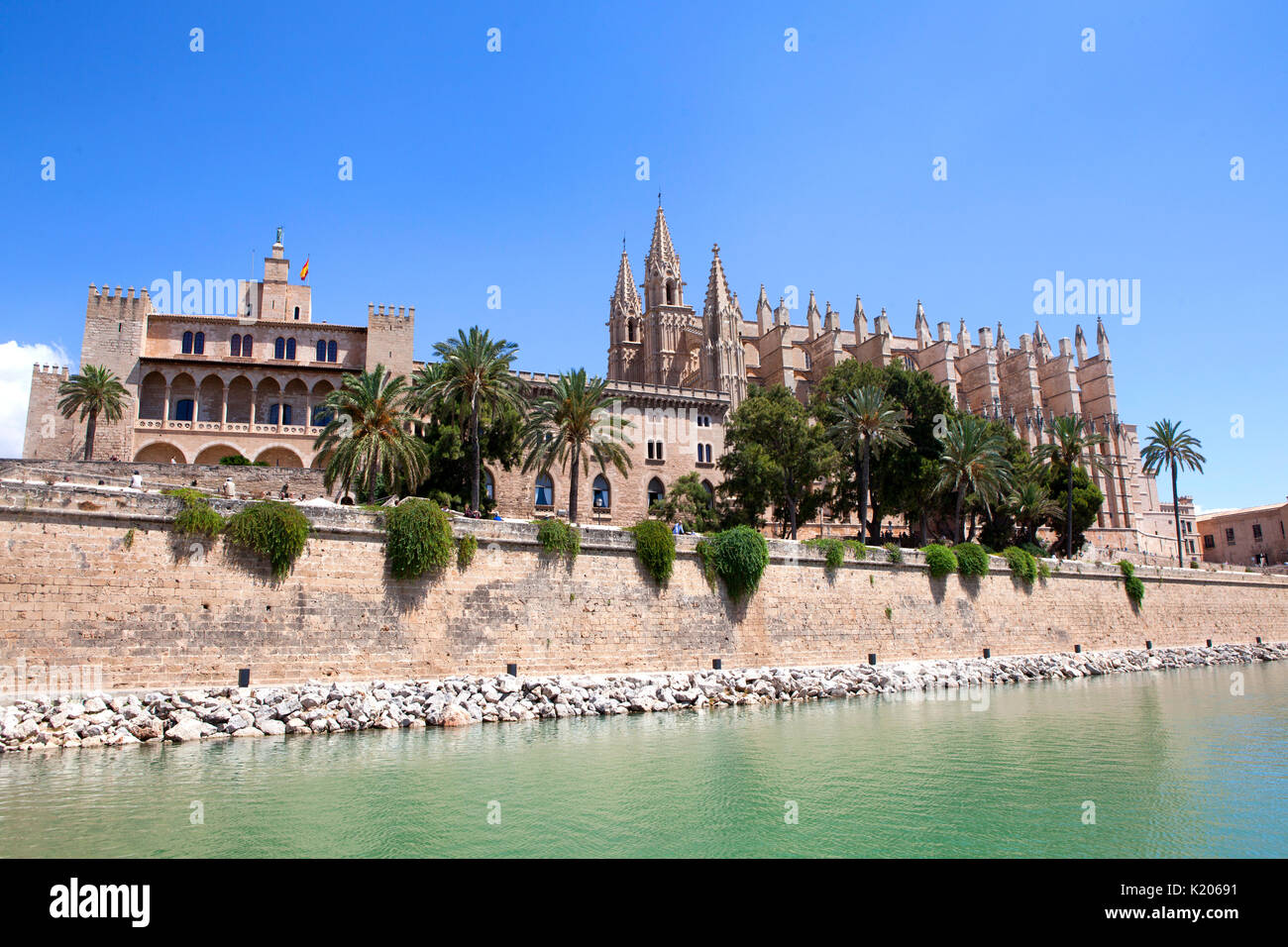 Palma Cathedral of Santa Maria, Palma de Mallorca resort city capital of the Spanish island of Mallorca (Majorca), in the western Mediterranean Stock Photo