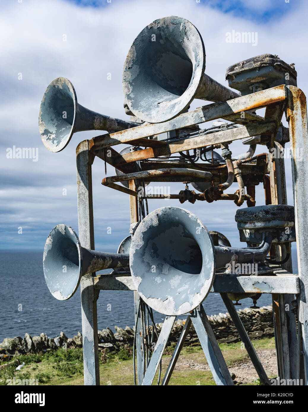 Foghorn horn hires stock photography and images Alamy
