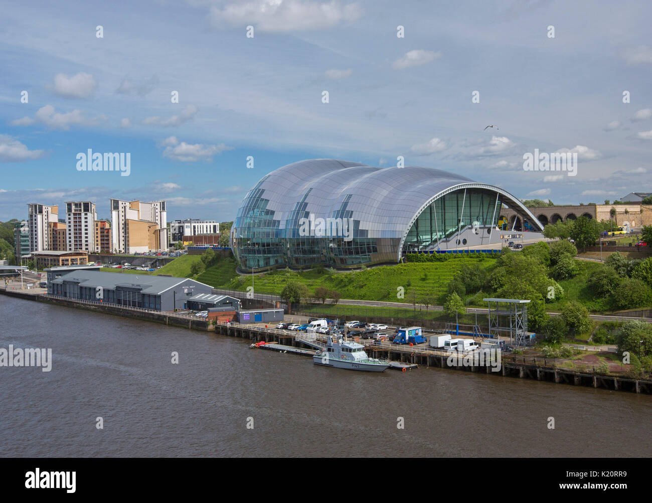 Sage Gateshead entertainment centre beside Tyne river at Newcastle-upon-Tyne, England Stock Photo