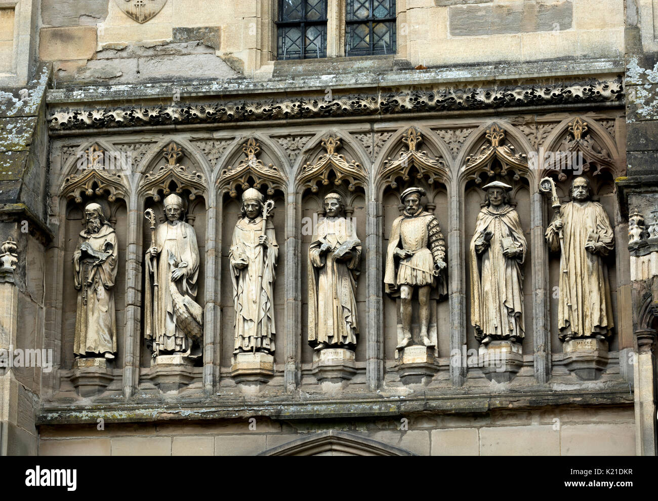 Stone statues uk hires stock photography and images Alamy