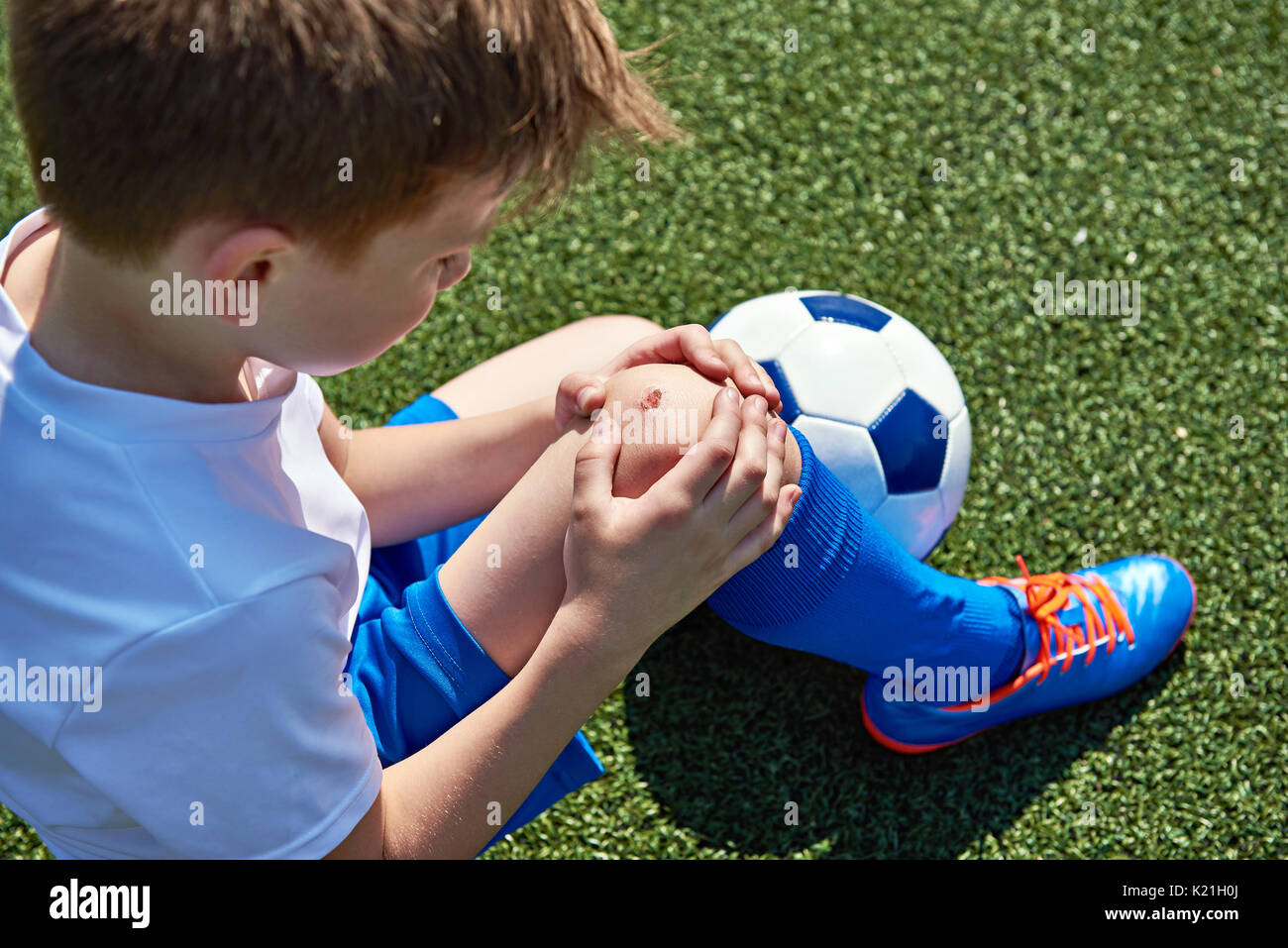 Sport injury child hi-res stock photography and images - Alamy