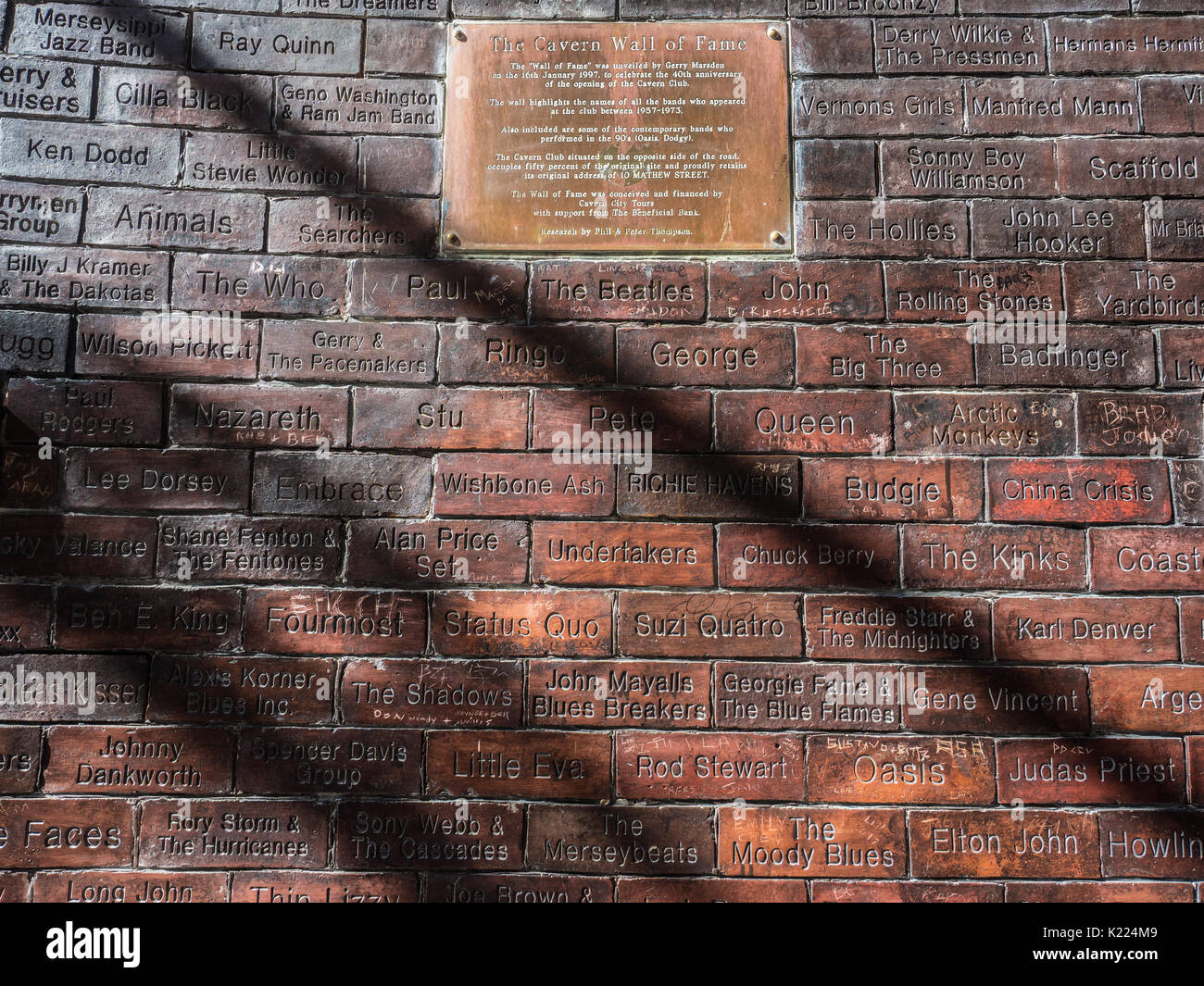 The Cavern Wall of Fame with plaque, Mathew Street, Liverpool, England, UK Stock Photo