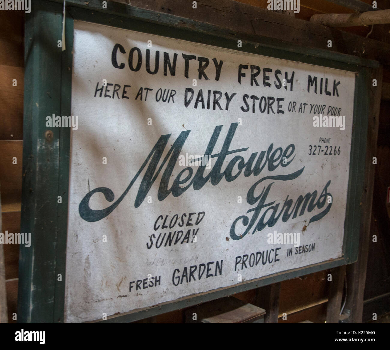 Vintage dairy sign hi-res stock photography and images - Alamy