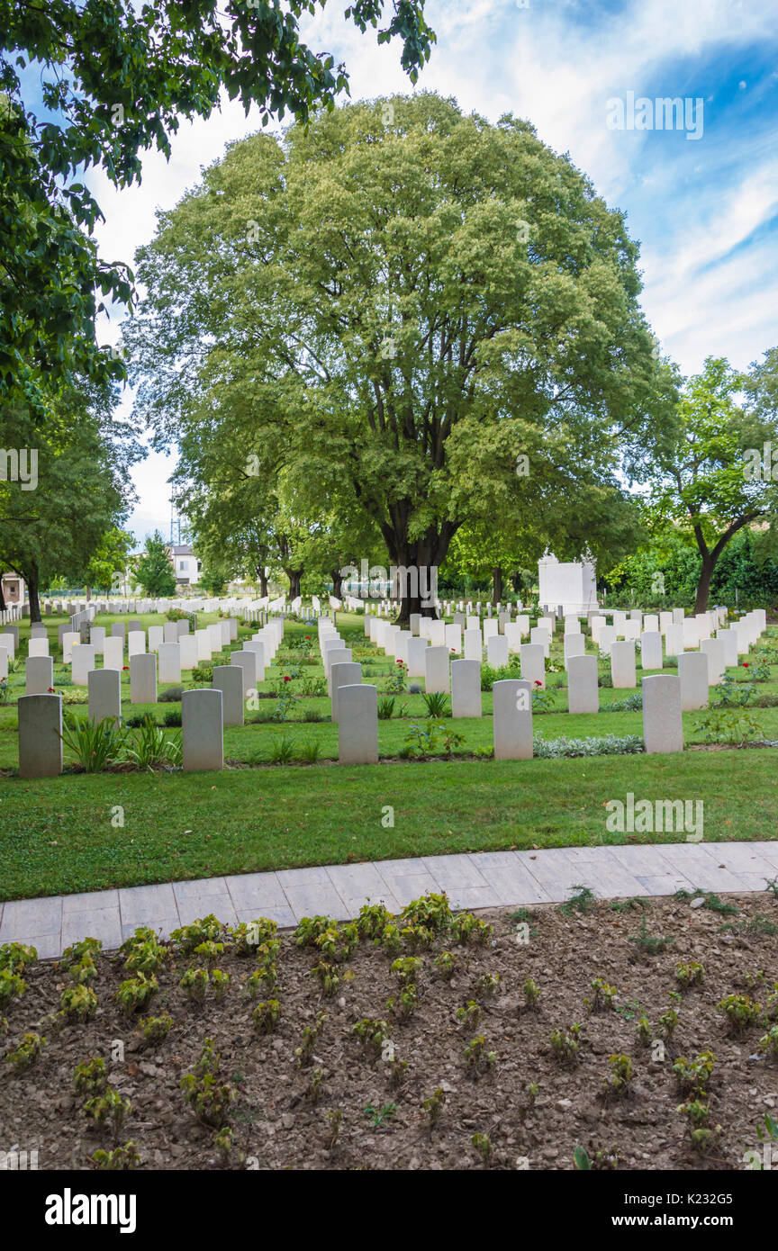 Rows of white headstones at the British Indian Army Cemetery of war placed in Forli, Italy (second world war). Stock Photo