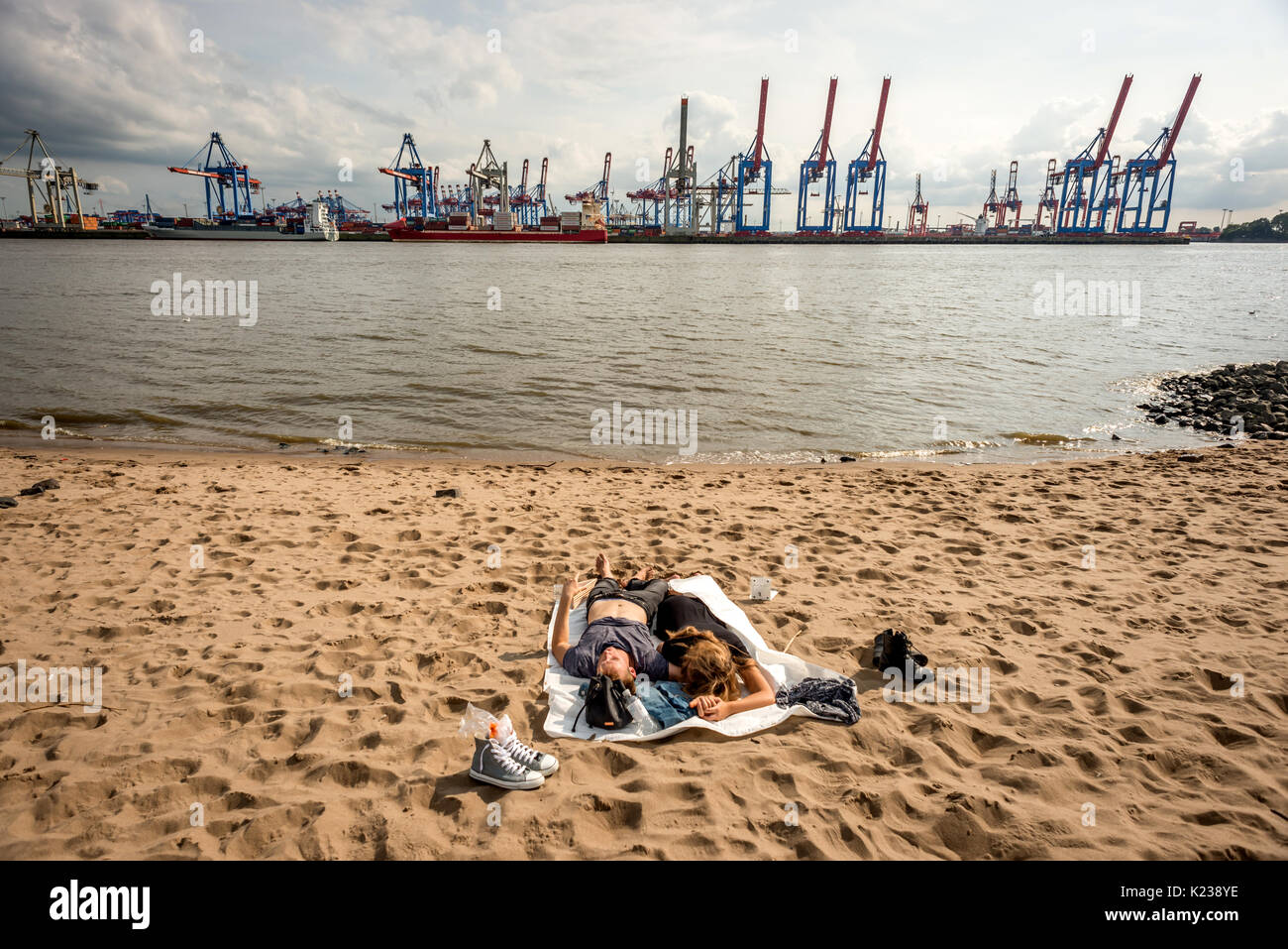 The beach on the Rover Elbe in Hamburg, Germany Stock Photo - Alamy