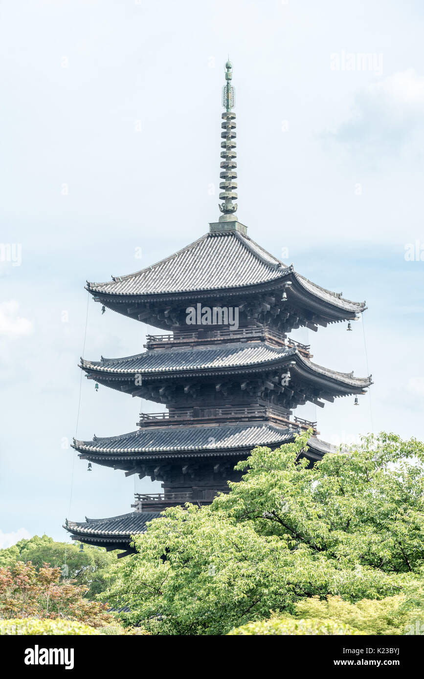 Toji Five story Pagoda In Kyoto Japan Stock Photo Alamy Toji Five story Pagoda In Kyoto Japan Stock Photo Alamy