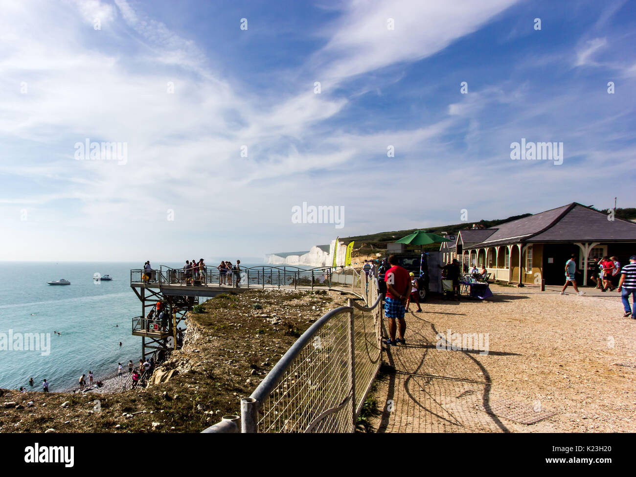 Birling Gap, East Sussex, United Kingdom. 28th Aug, 2017. Twenty four hours after an unidentified gas cloud drifted in from the sea resulting in over 100 people needing hospital treatment for eye and breathing problems, holidaymakers return to this South Coast beauty spot to enjoy the August bank holiday weather. Credit: Alan Fraser/Alamy Live News Stock Photo