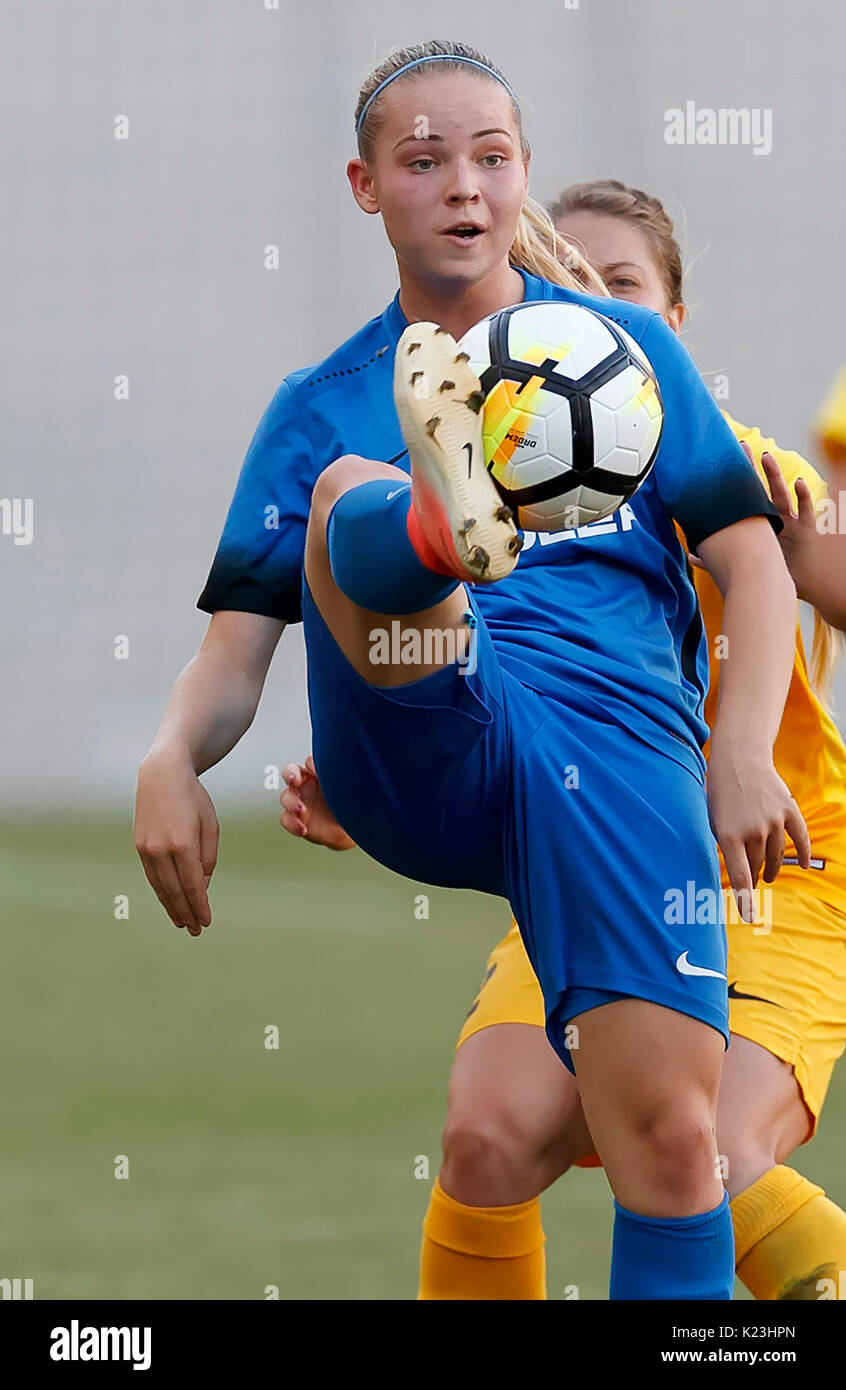 Budapest, Hungary. 28th Aug, 2017. Adrienn Olah (L) of MTK Hungaria FC ...