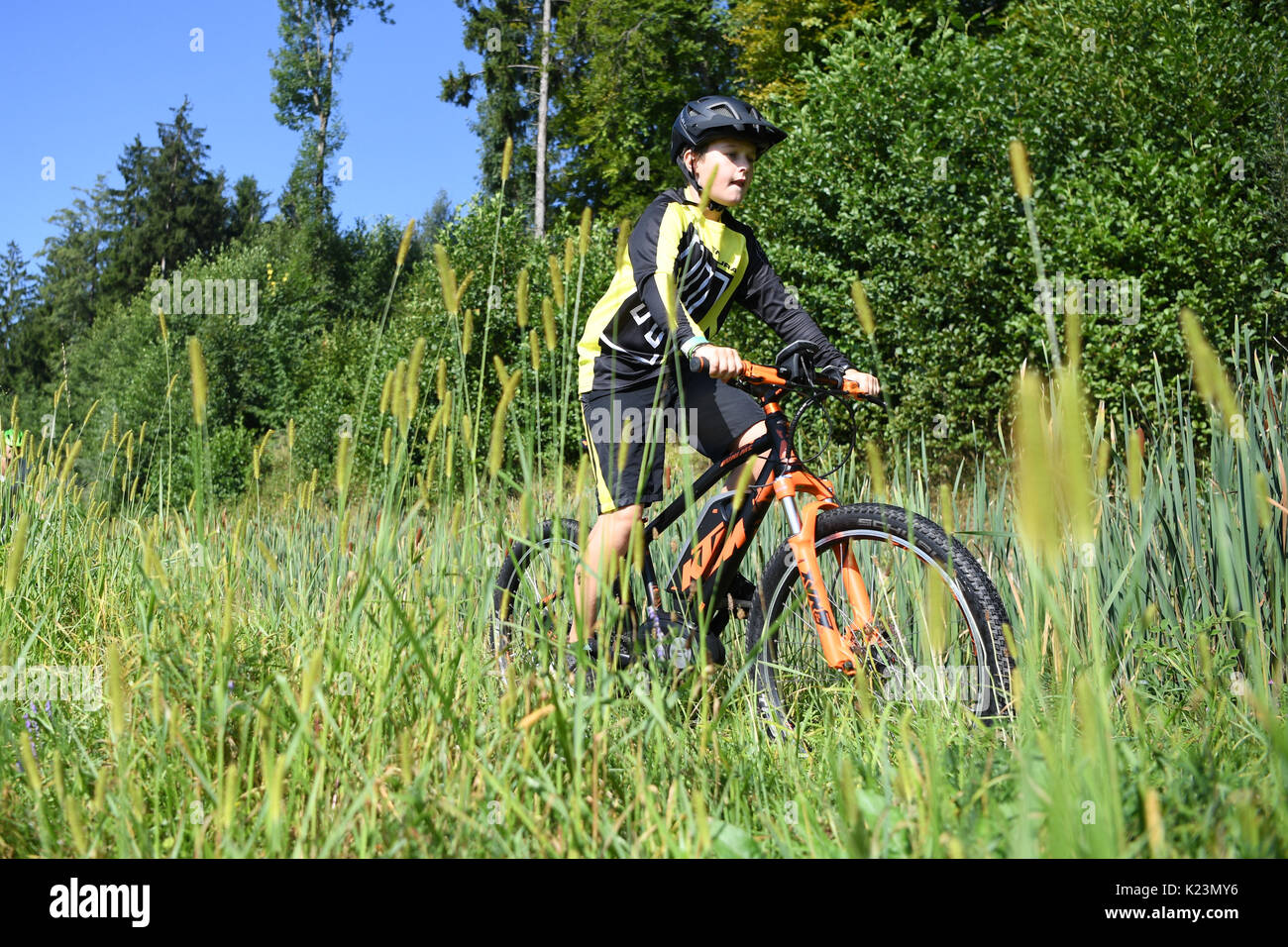 Page 7 - Ktm bike High Resolution Stock 