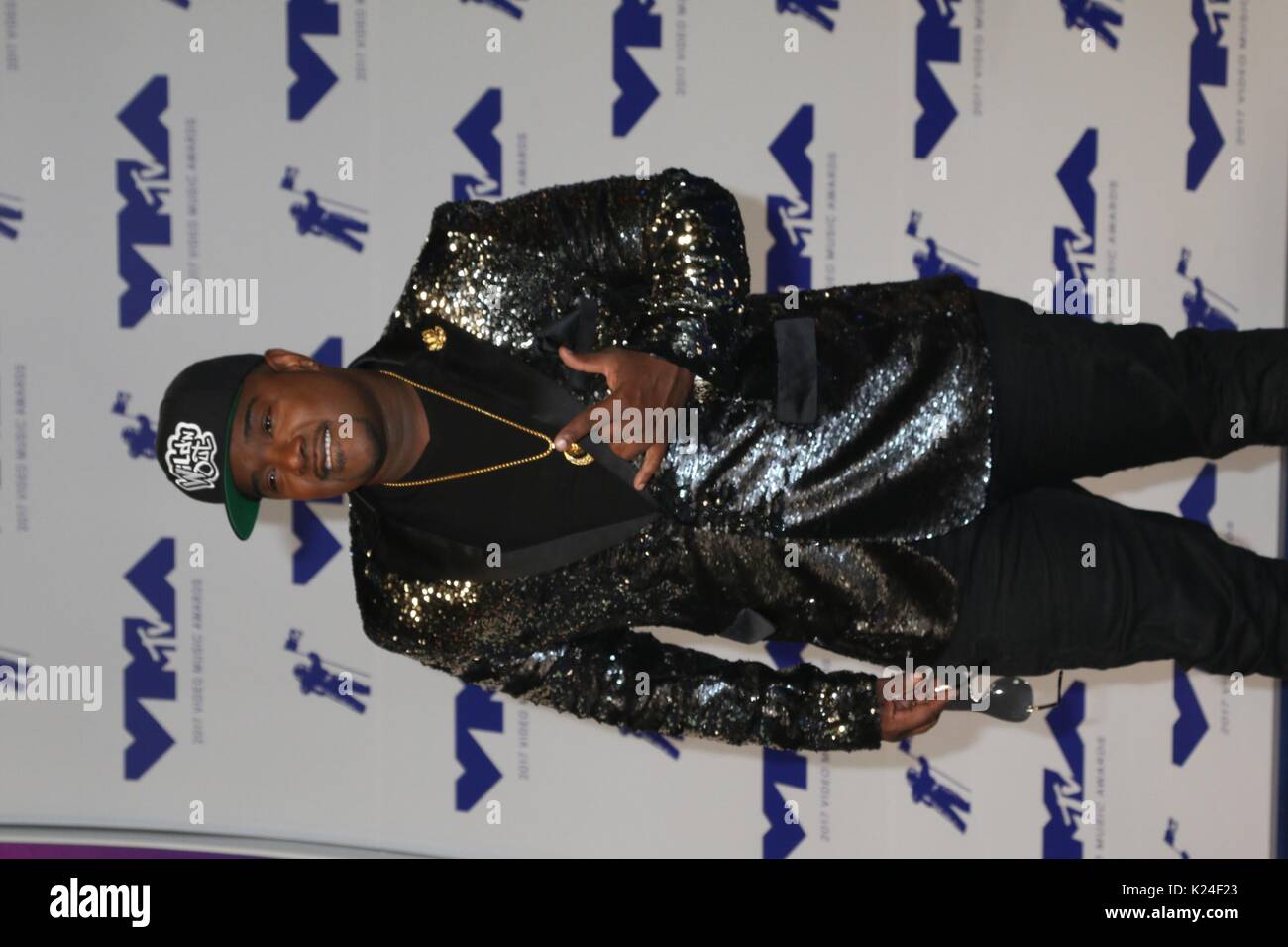 Inglewood, CA. 27th Aug, 2017. Rip Micheals at arrivals for MTV Video Music Awards (VMAs) 2017 - Arrivals 2, The Forum, Inglewood, CA August 27, 2017. Credit: Priscilla Grant/Everett Collection/Alamy Live News Stock Photo