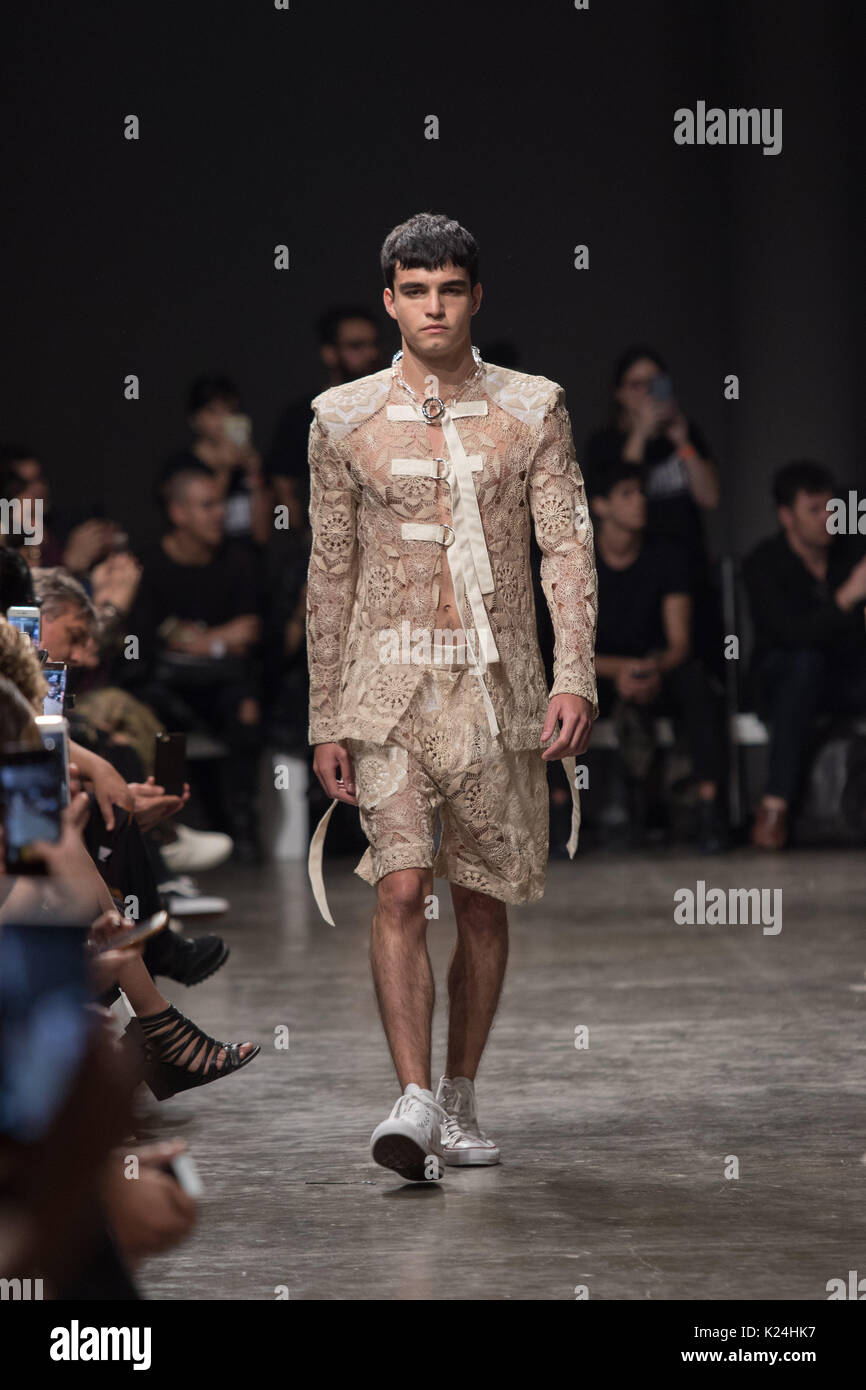 Sao Paulo, Sao Paulo, Brazil. 28th Aug, 2017. Joao Pimenta fashion show ...