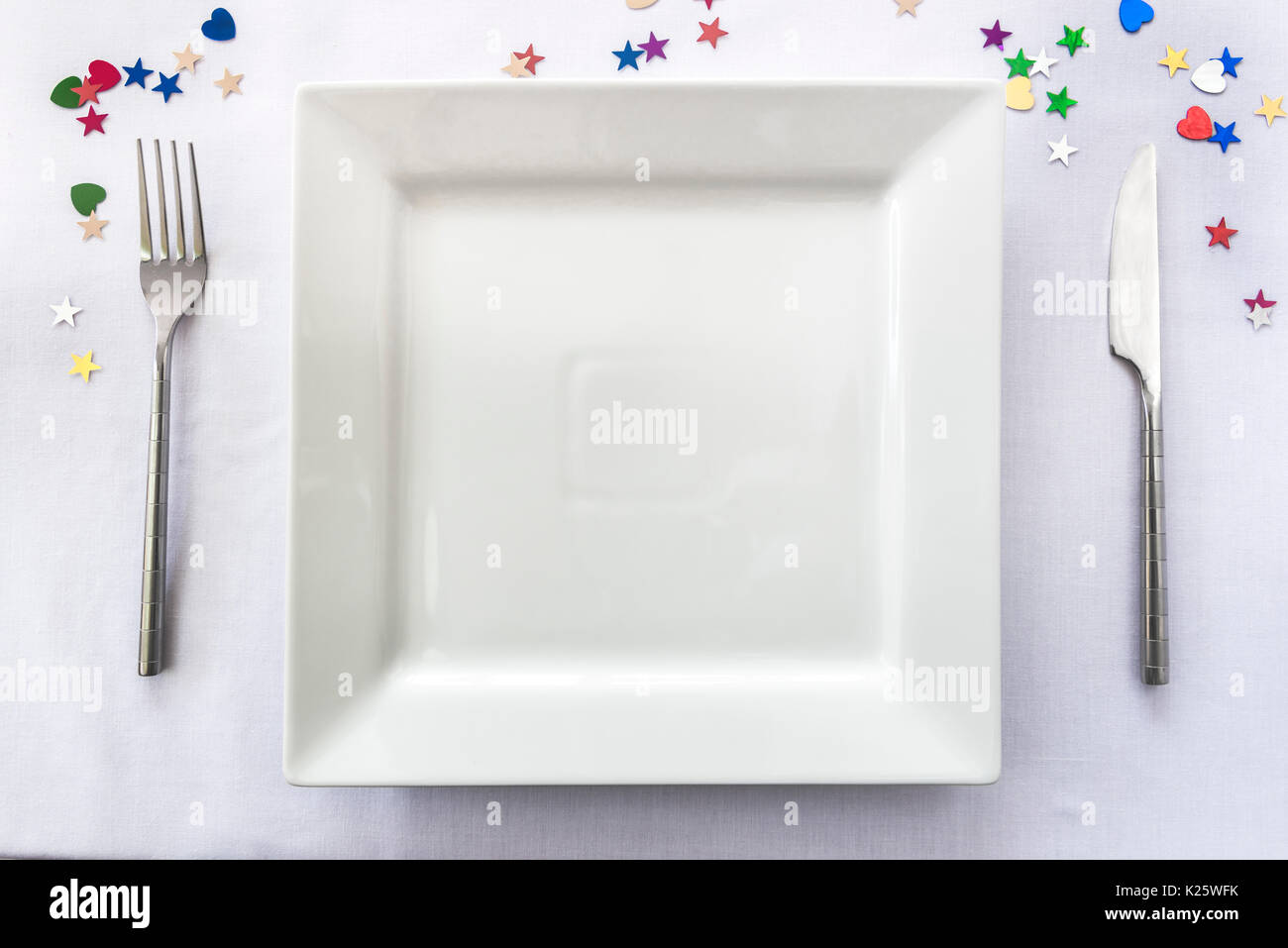 Single Plate Setting Overhead elegant table setting hi-res stock photography and images - Alamy