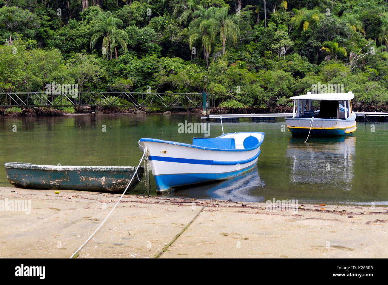 Fishing Boat In Ilha Grande Angra dos Reis Stock Photo Alamy