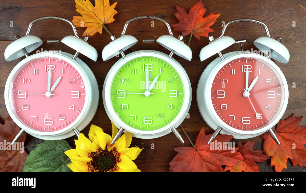 Daylight saving time autumn hi-res stock photography and images