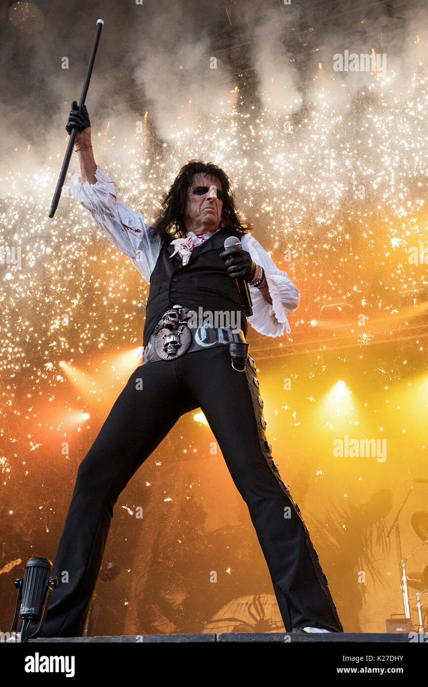 Alice Cooper performing live in front of 20,000 fans at Liseberg