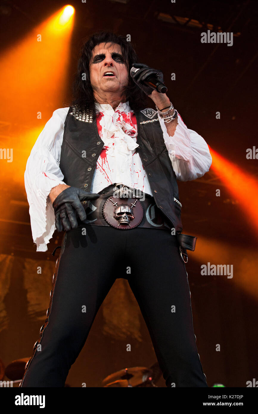 Alice Cooper performing live in front of 20,000 fans at Liseberg