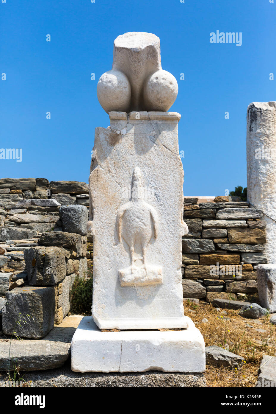 THE ST, TROS, & TAROT - Page 2 Marble-column-topped-with-a-phallus-stoibadeion-temple-of-dionysus-K2846E