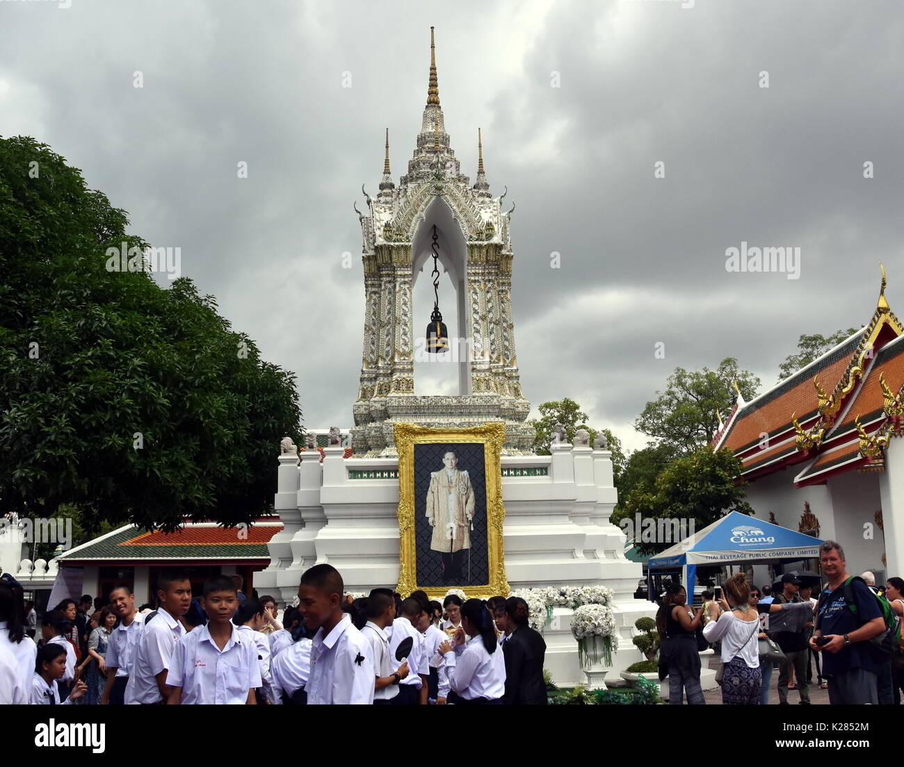 Bangkok, Thailand - Aug 4, 2017. Portrait of Thai King Bhumibol Adulyadej in Wat Pho temple. Thailand’s King Bhumibol Adulyadej has died aged 88, endi Stock Photo