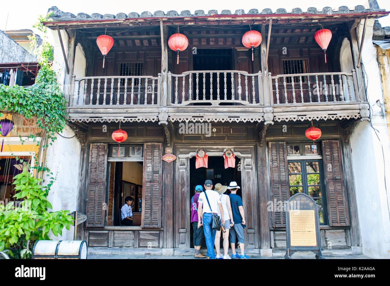 Museum of Trade Ceramics, Hoi An Ancient Town, Vietnam.  This house dates back to the late 19th Century. It was turned into the Museum of Trade Cerami Stock Photo