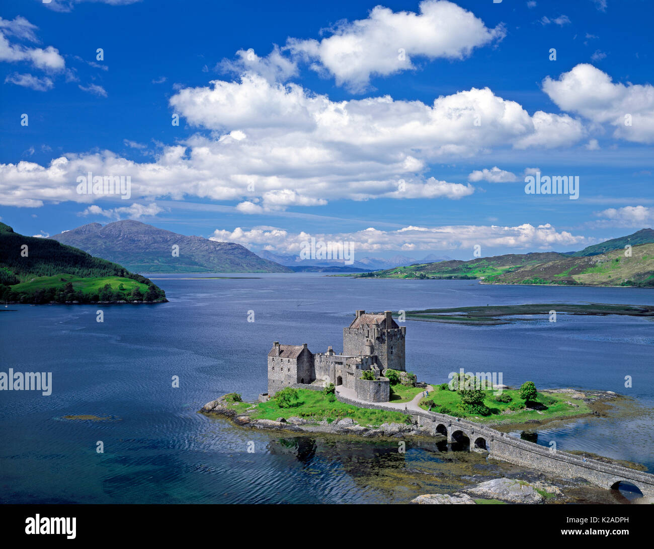 Eilean Donan Castle, Loch Duich , Kyle of Lochalsh, Scotland, UK Stock Photo