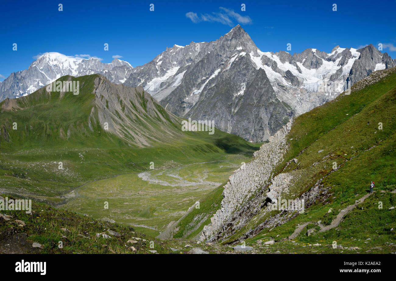 Mont blanc mountain range hi-res stock photography and images - Alamy