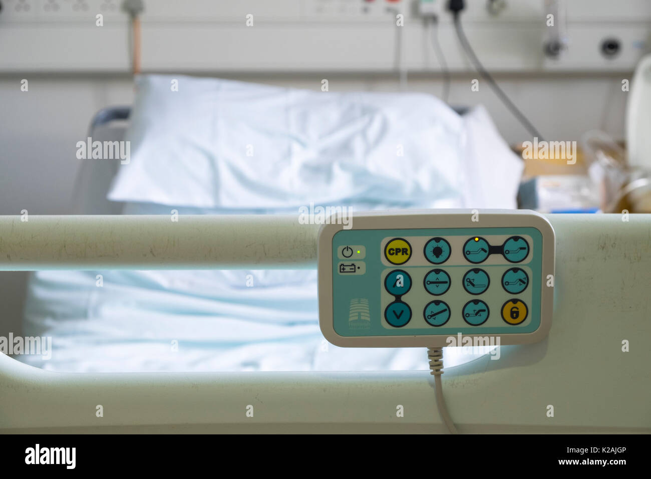 Hospital bed uk hires stock photography and images Alamy