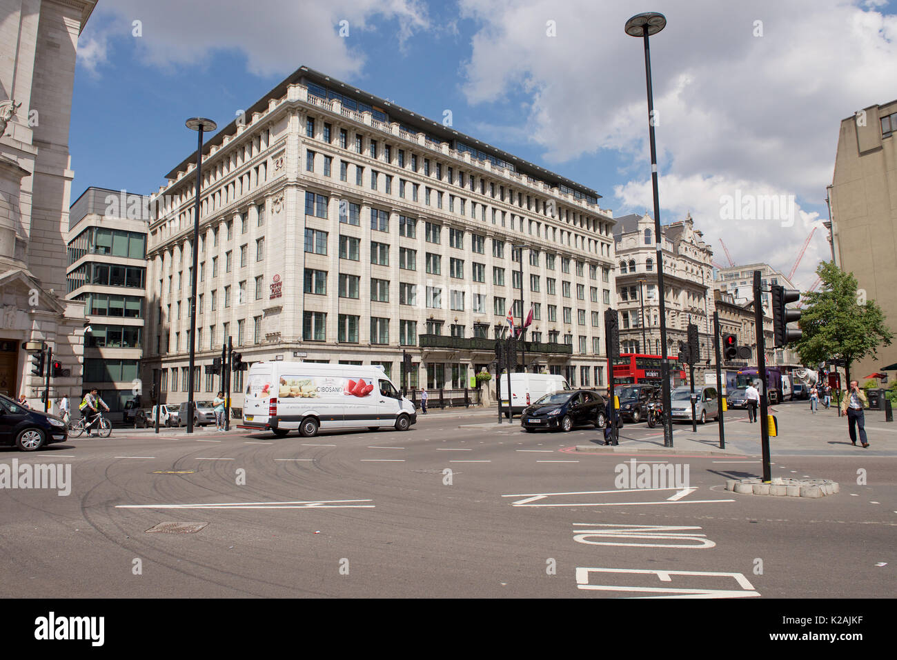 Crowne Plaza The City London Hotel On New Bridge Street