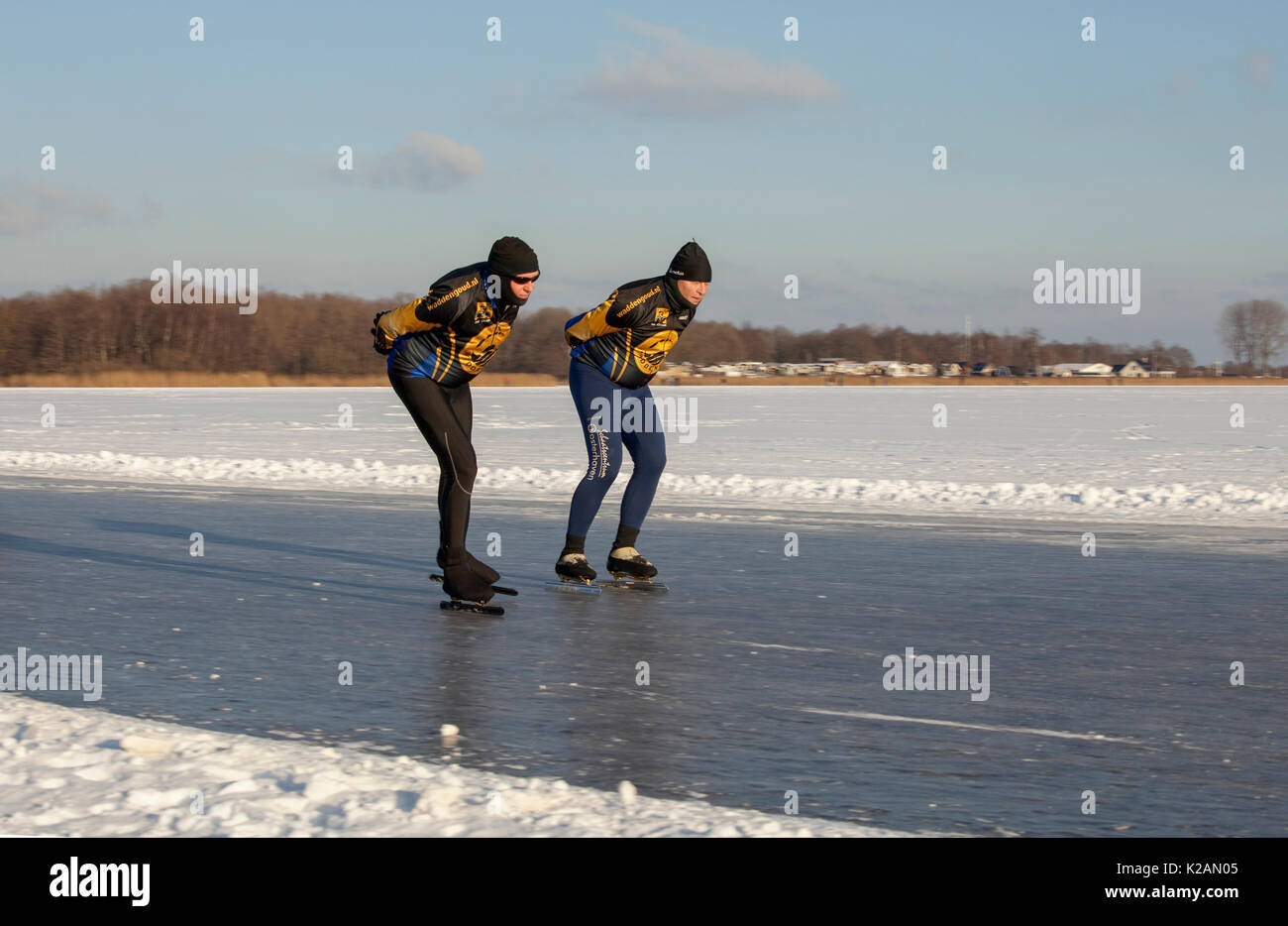 рекордная скорость на коньках. шорт-трек сочи 2014. быстрая скорость на коньках. конькобежный спорт сочи 2014. рекорд скорости в конькобежном спорте.