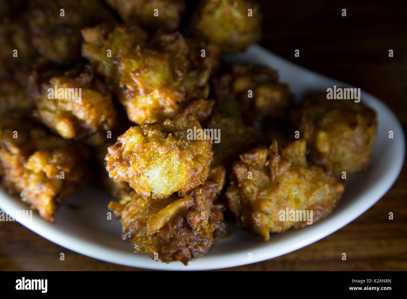 Indian onion bhaji hires stock photography and images Alamy