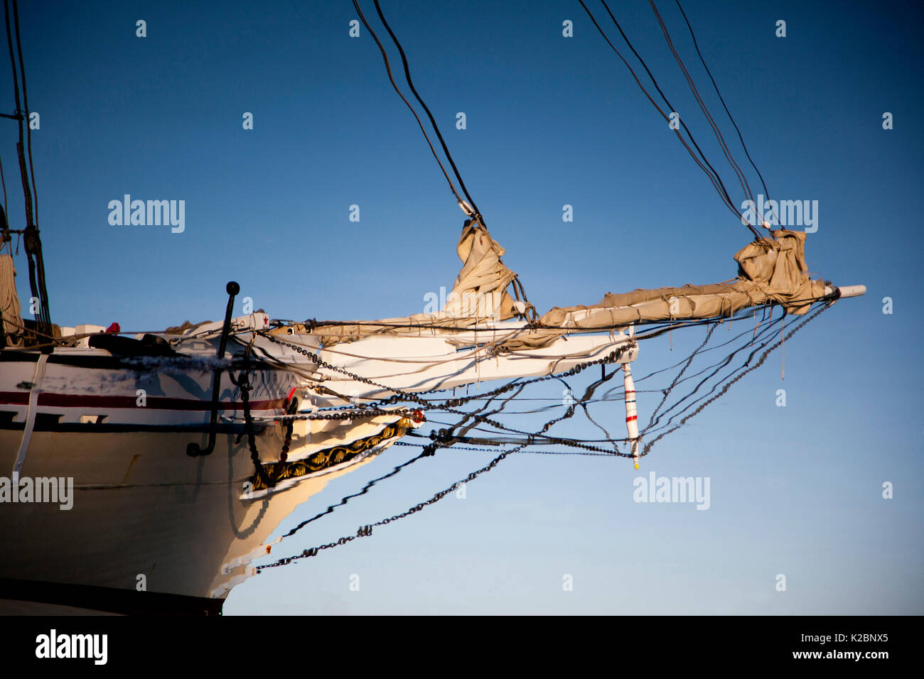 Chains and furled sails hires stock photography and images Alamy