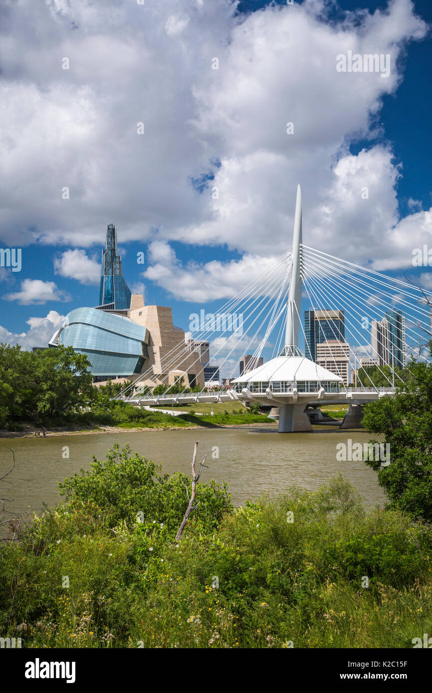The Provencher Bridge and city skyline of Winnipeg, Manitoba, Canada Stock Photo Alamy