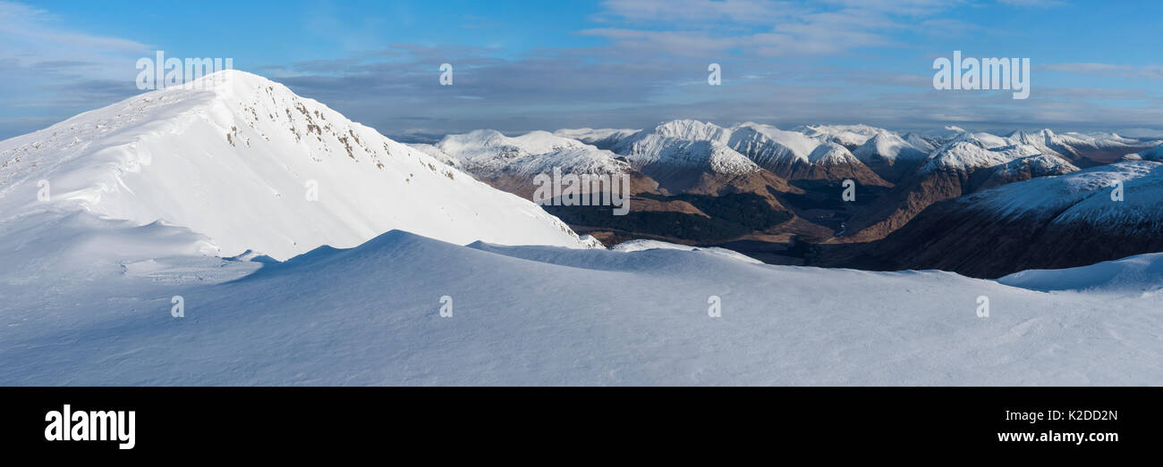 Cornice from the summit of Ben Starav overlooking Glen Coe. Glen Etive, Highlands of Scotland, UK, January 2016. Stock Photo