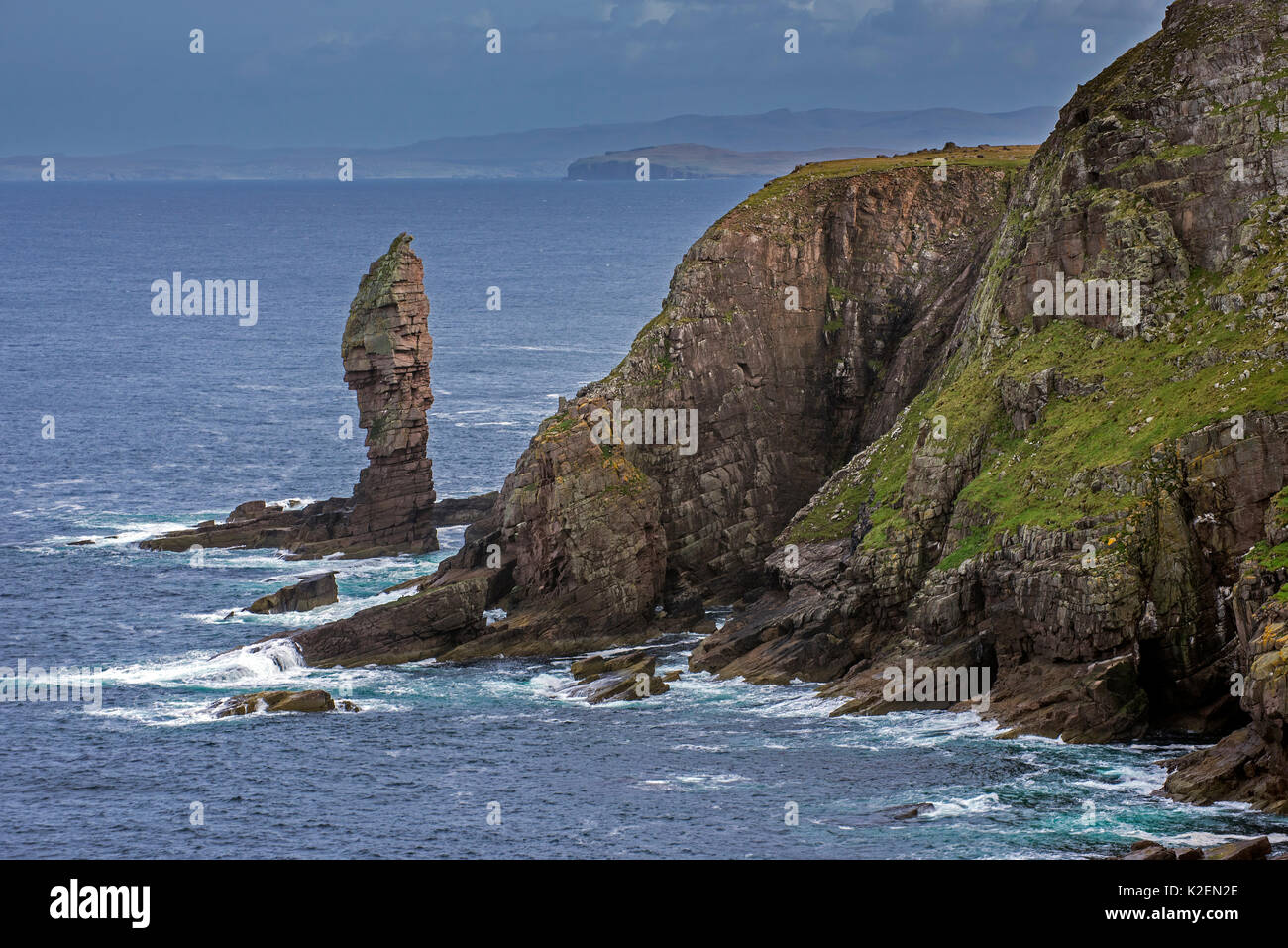 Old Man of Stoer, 60 metres high sea stack of Torridonian sandstone at the Point of Stoer in Sutherland, Scottish Highlands, Scotland, UK, September 2016 Stock Photo