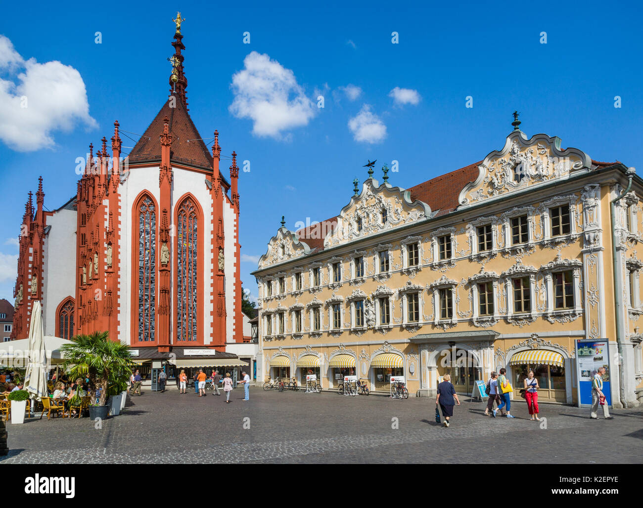 Germany, Bavaria, Frankonia, Würzburg, market square with Marienkapelle, Church of Our Lady and Falkenhaus with splendid rococo stucco decoration Stock Photo