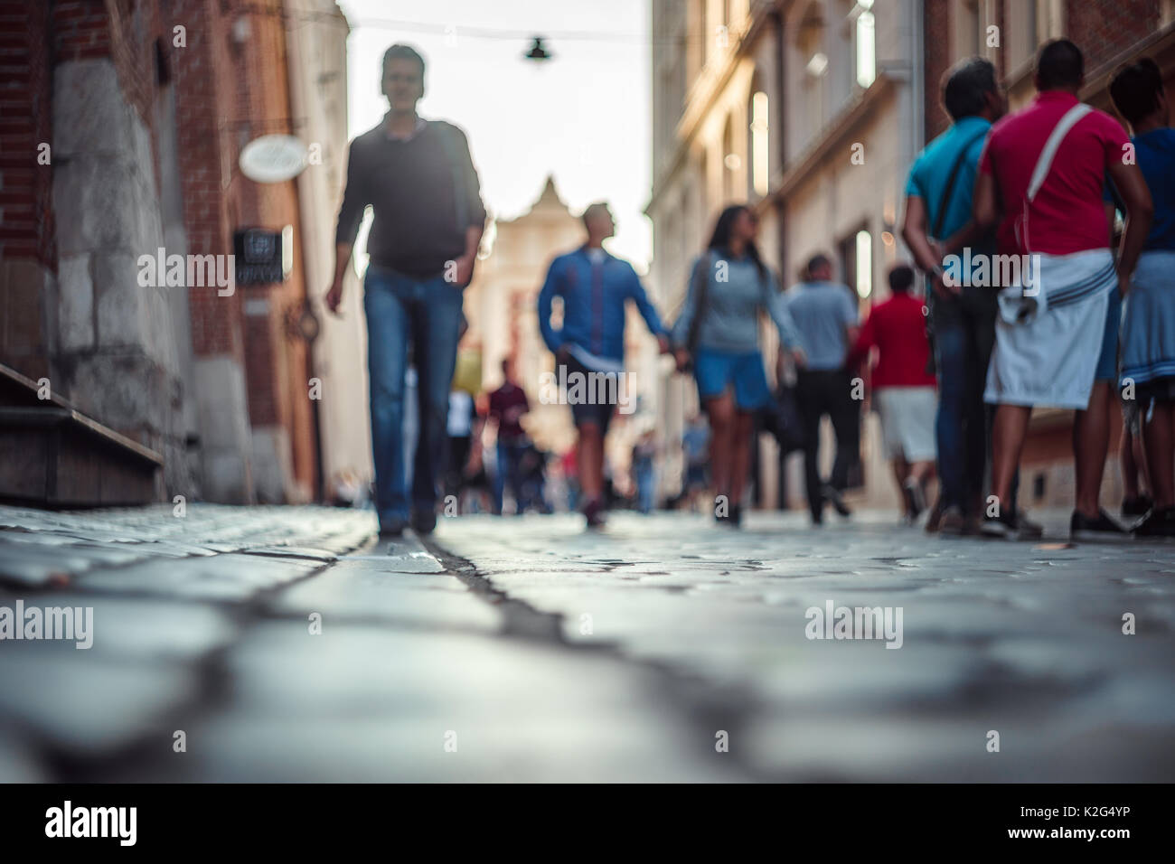 Blurred people street hi-res stock photography and images - Alamy
